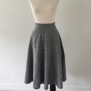 Soft a line midi skirt with pockets